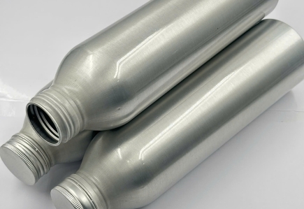 Why are businesses increasingly interested in food grade aluminum bottles?